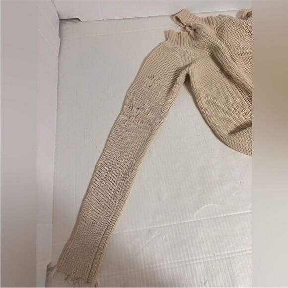 New Vintage Havana Oatmeal Women's Cold Shoulder Distressed Sweater size Small - Picture 9 of 13